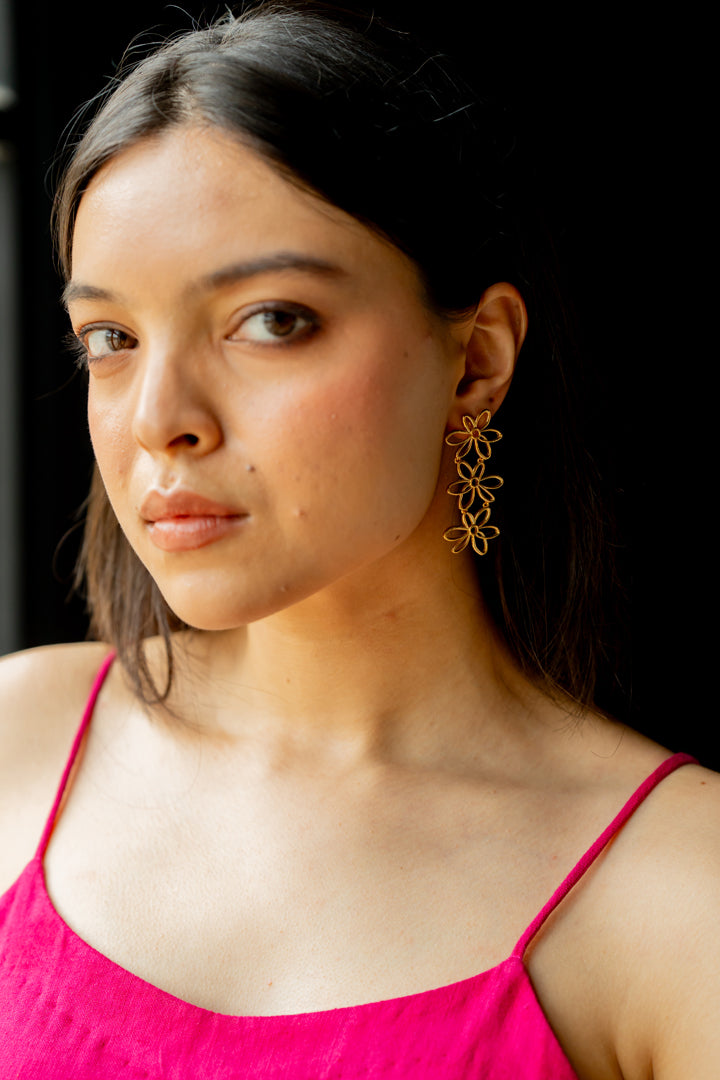 THREE FLOWER DANGLERS