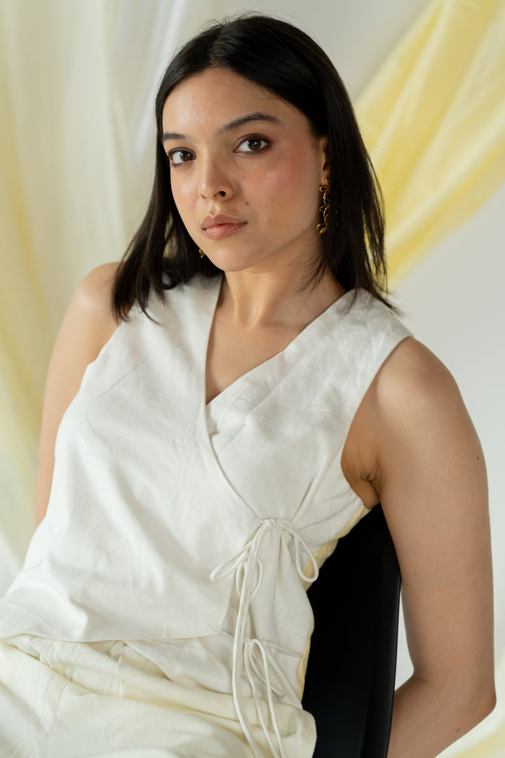 ANA VEST