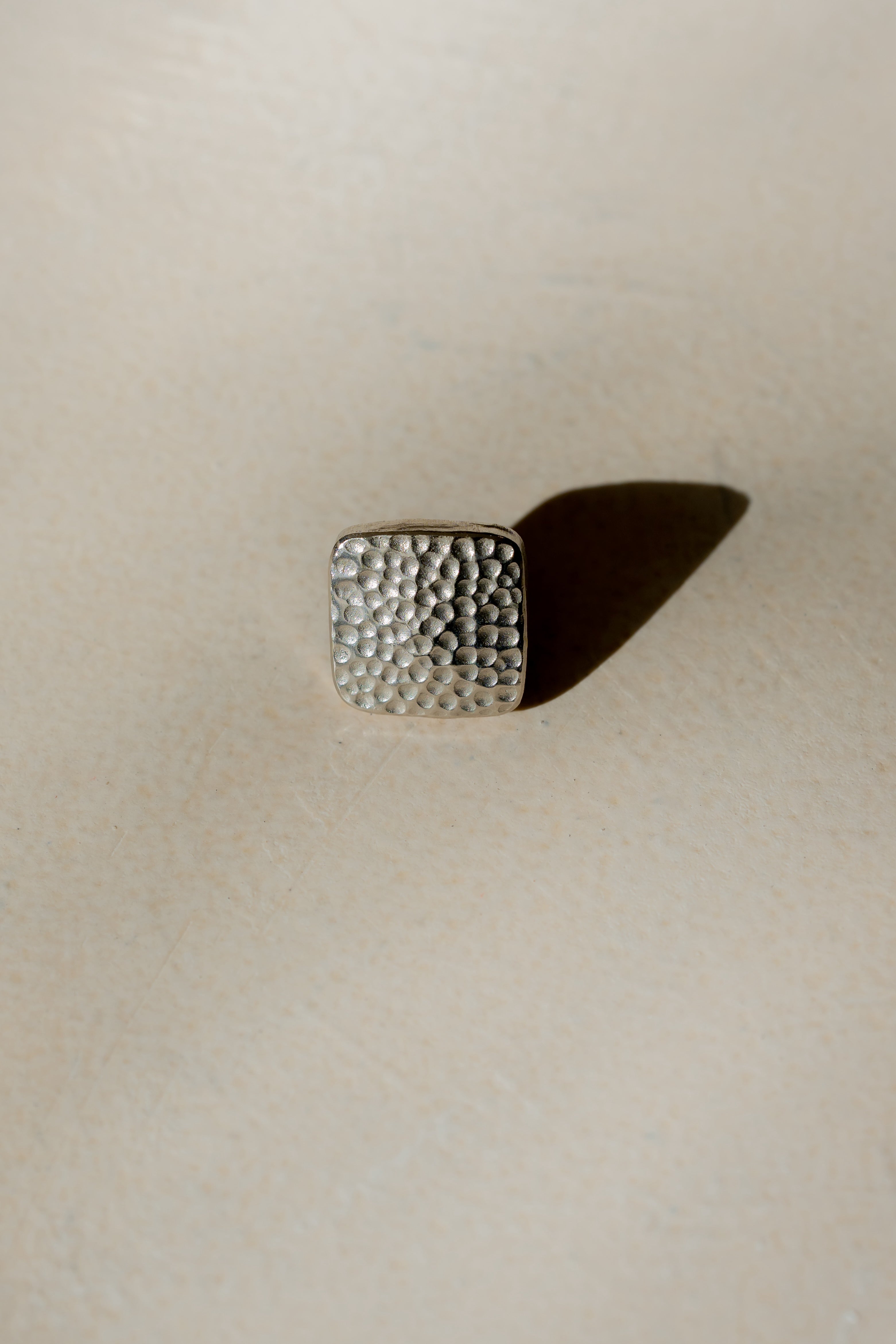 AVERY RING