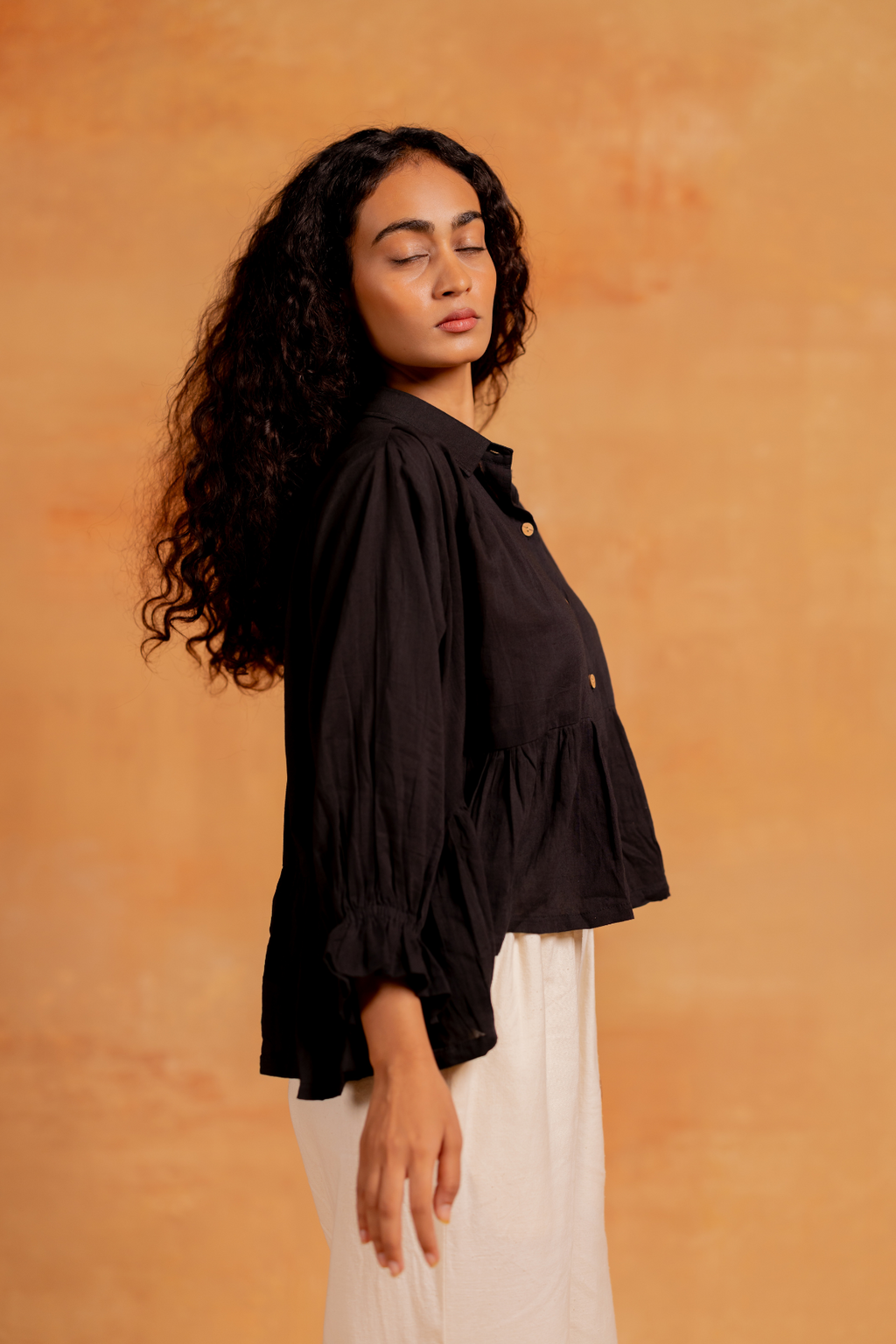 SENZA GATHERED SHIRT TOP