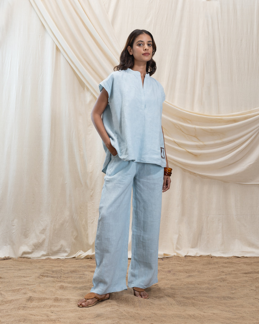Linen v neck top and pleated drawsing pant set