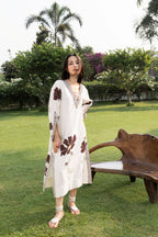 Floral Kaftan with Embroidered Detailing