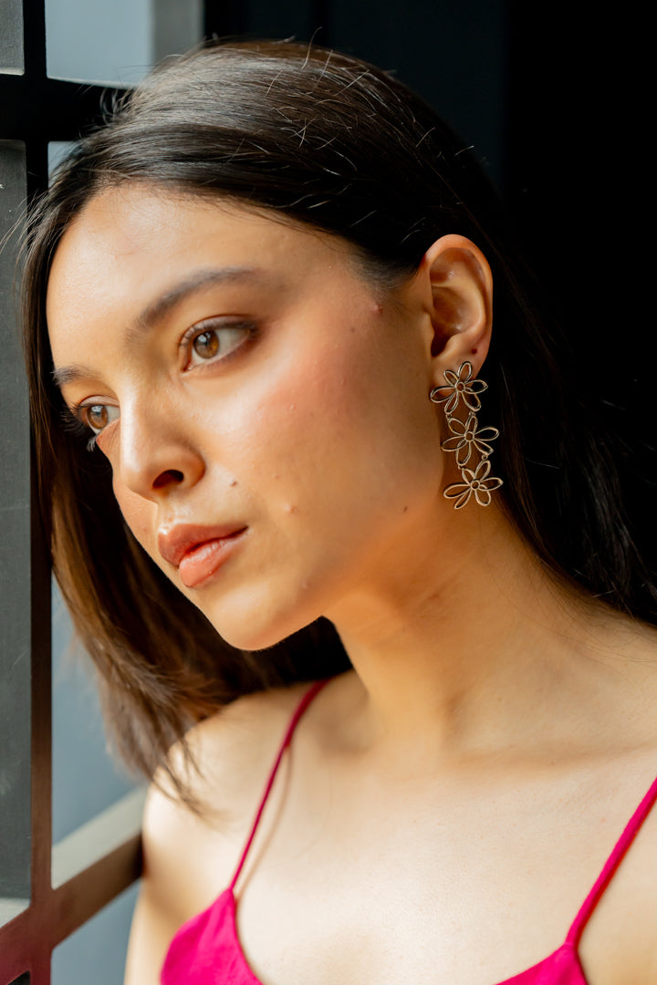 THREE FLOWER DANGLERS