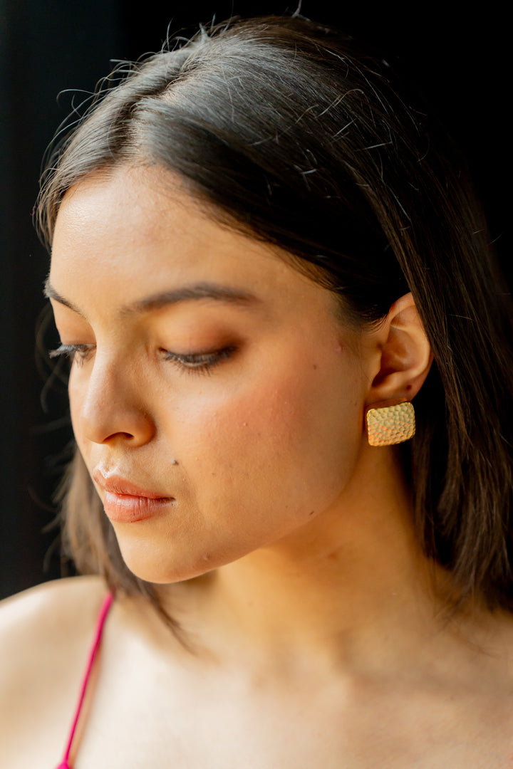 TARA STUDS