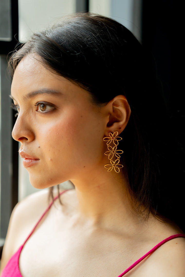 THREE FLOWER DANGLERS