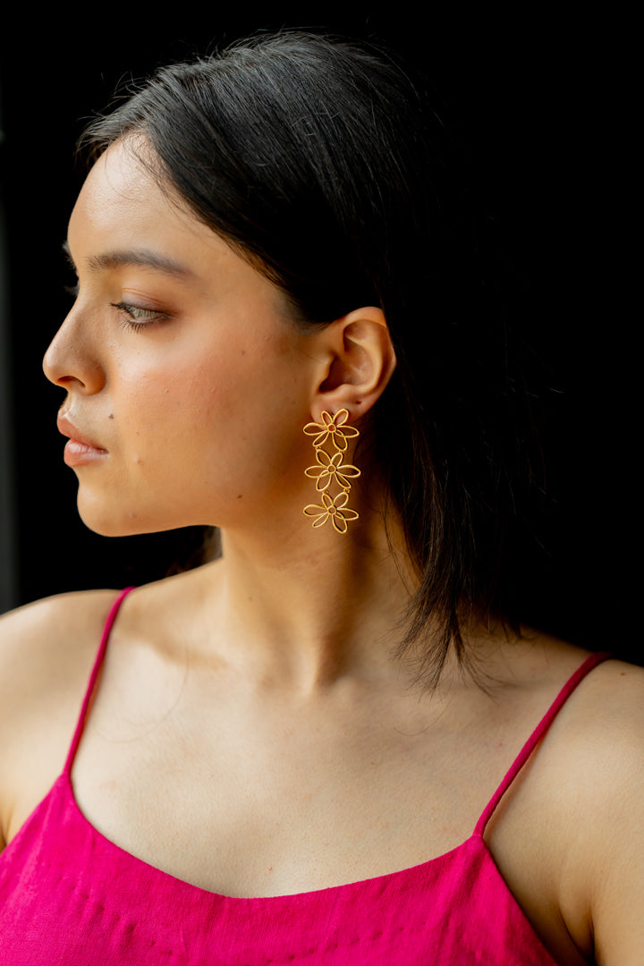 THREE FLOWER DANGLERS