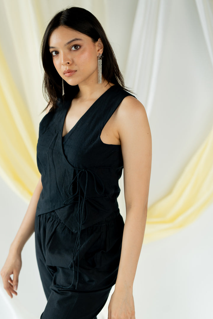 ANA VEST