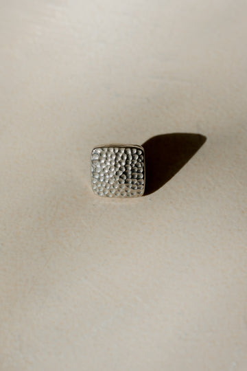 AVERY RING