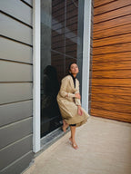 BEIGE TRENCH COAT