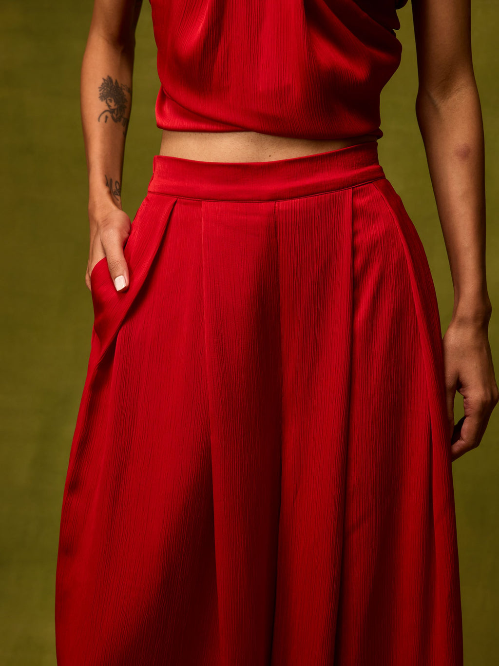 Roselle Glow Flared Pants