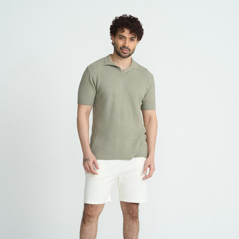 Classic Men’s Collared T-shirt