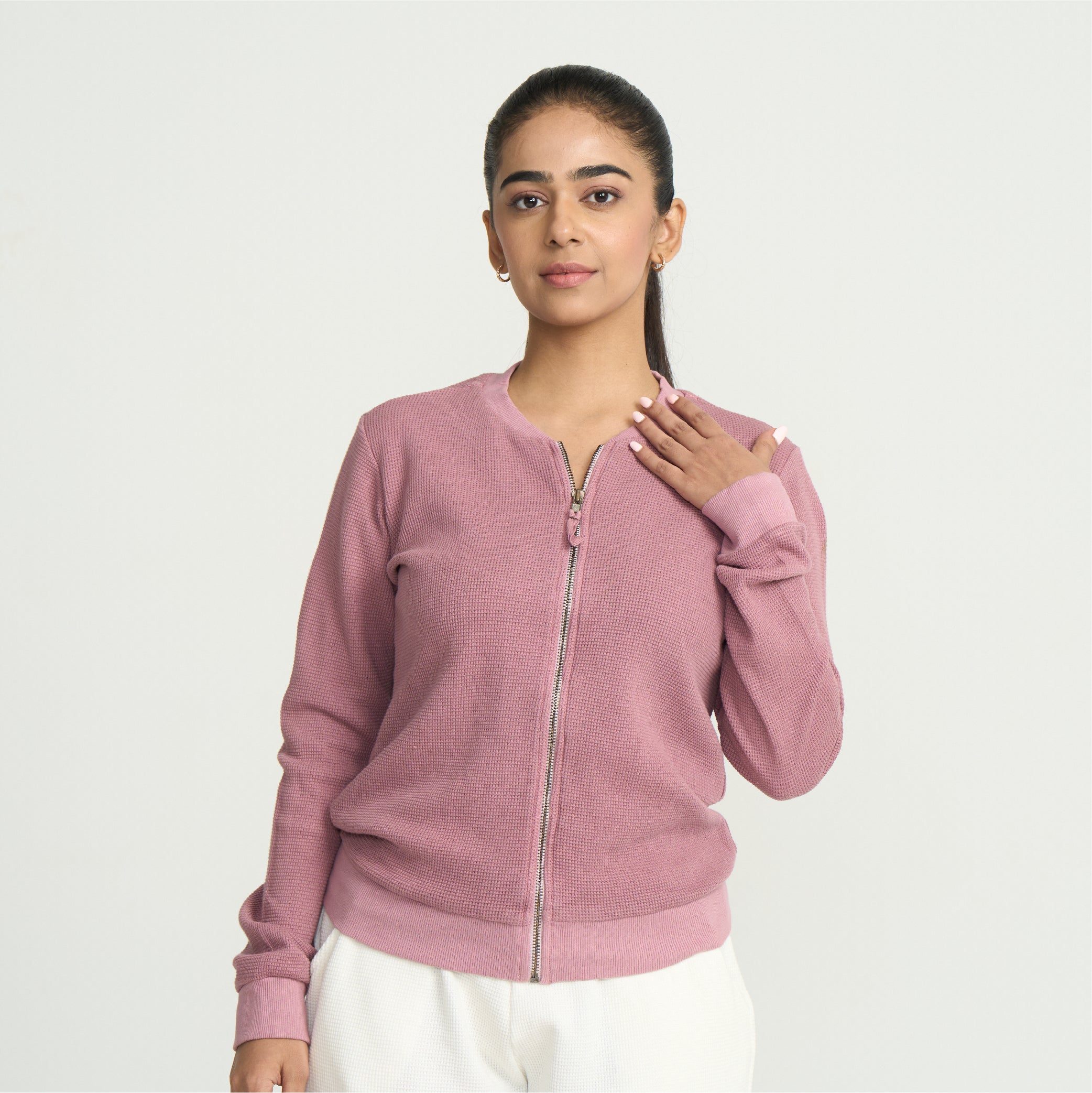 Essential  Women's Crop T-shirt